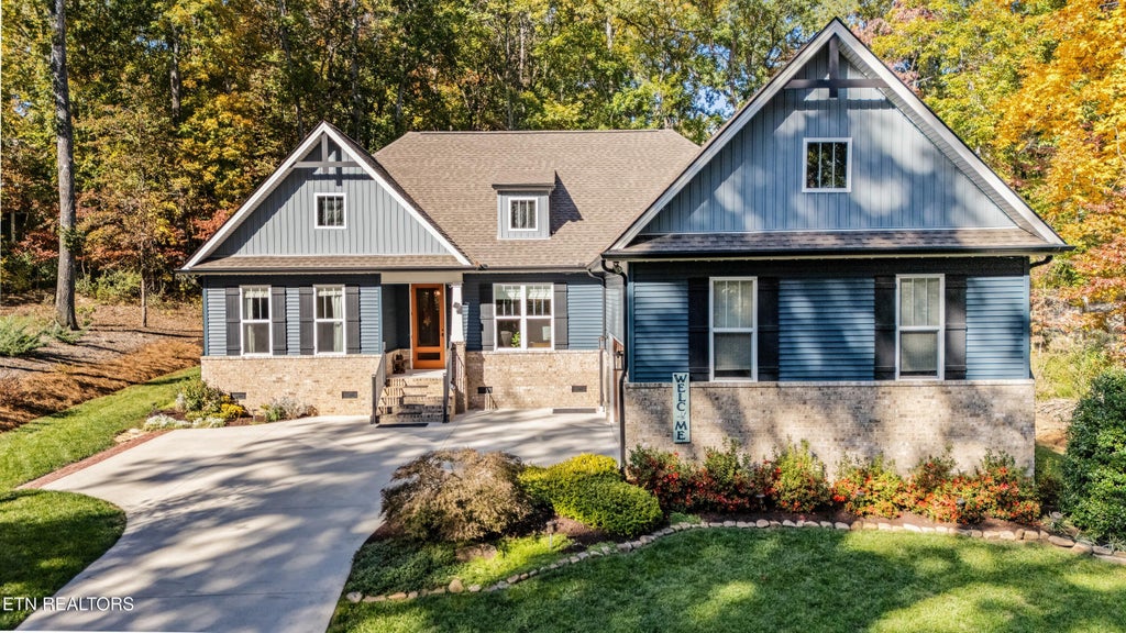 Photo of 122 Ootsima Way, Loudon, TN 37774 (MLS # 1360545)