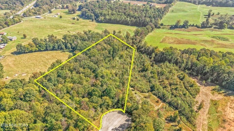 Tiny photo for 199 Canter Way, Lenoir City, TN 37771 (MLS # 1359998)