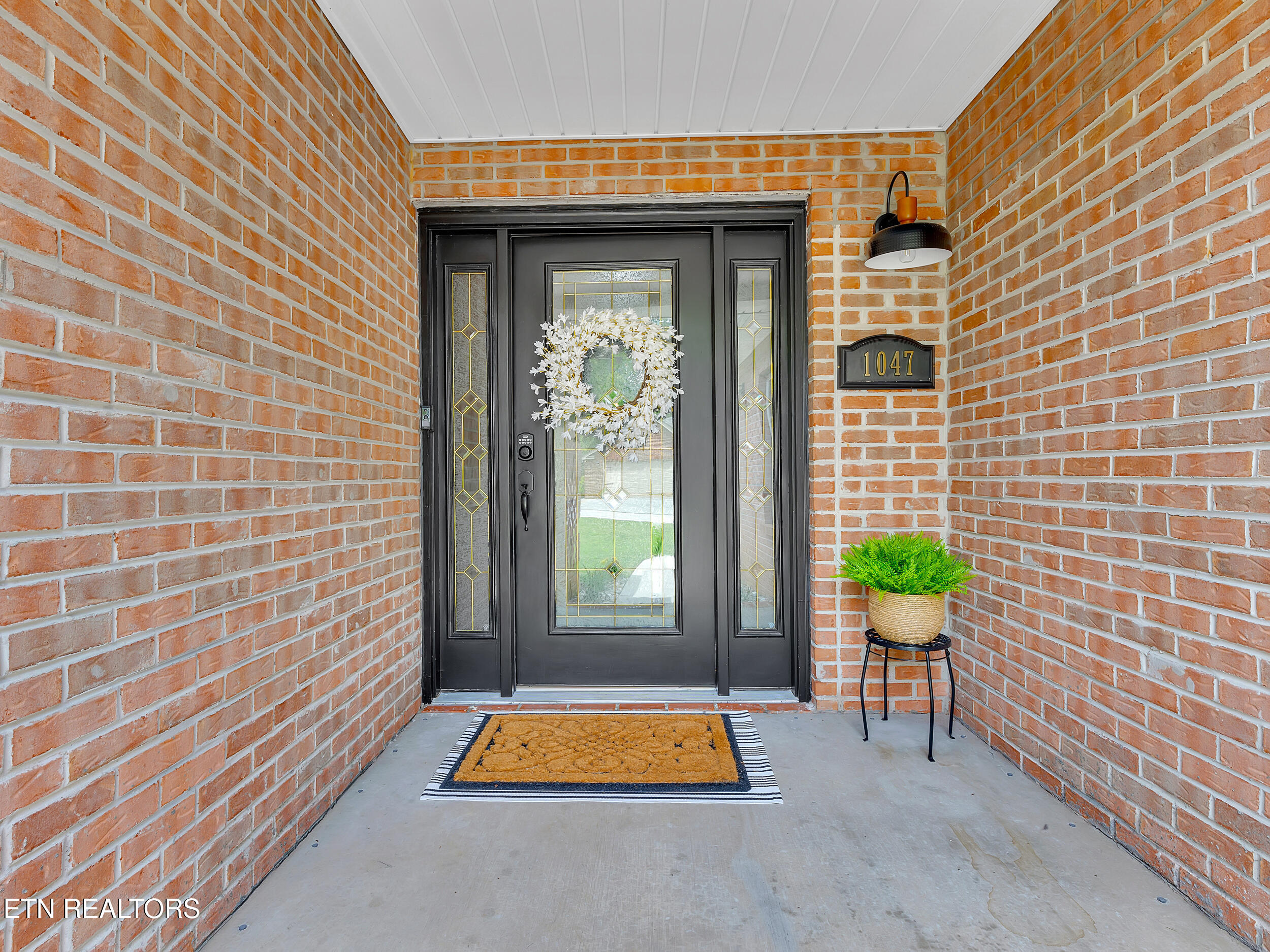 1047 Saint Johns Drive