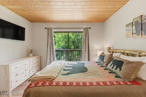Tiny photo for 4264 New Pioneer Tr, Pigeon Forge, TN 37863 (MLS # 1339124)