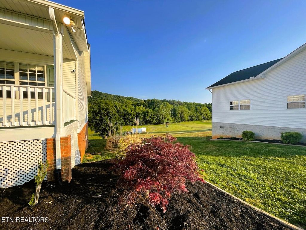 Photo of 161 Bowman Lane, Maynardville, TN 37807 (MLS # 1265160)