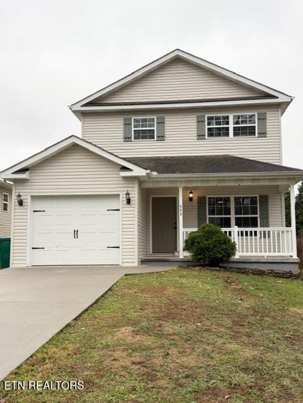 Photo of 945 Norwood Village Lane, Maryville, TN 37801 (MLS # 1323783)