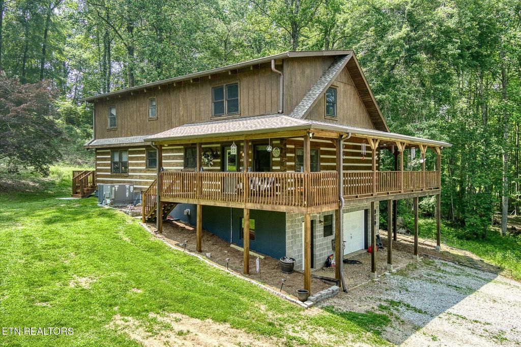 Photo of 910 Hassler Mill Rd, Harriman, TN 37748 (MLS # 1303819)