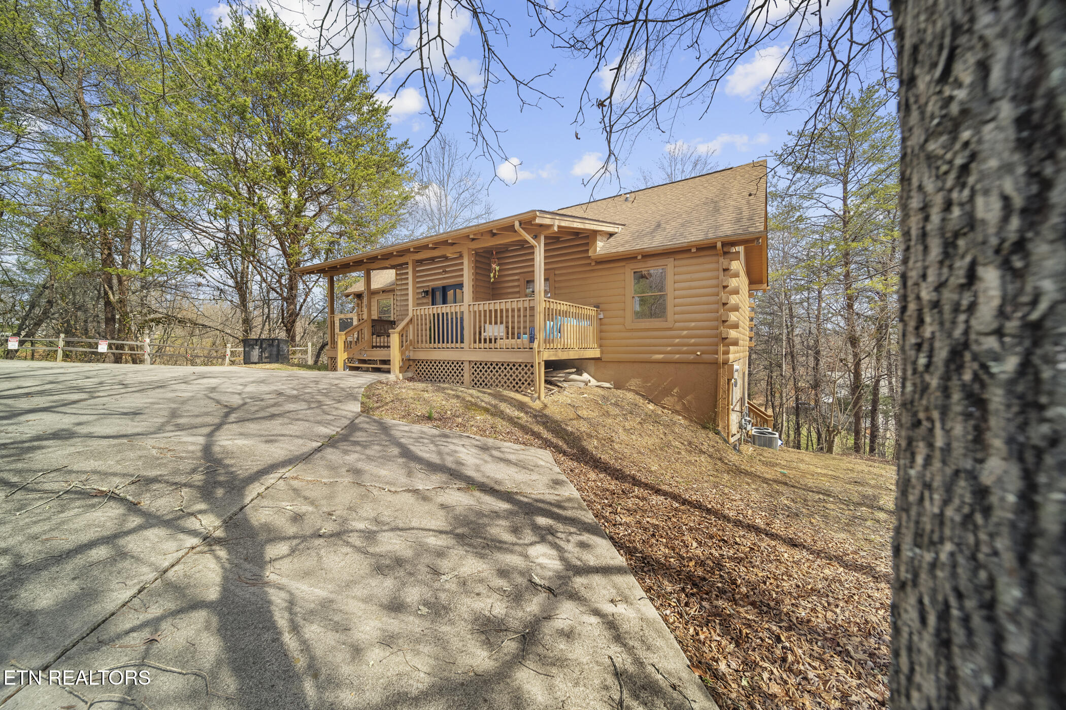 2819 Alexander Place