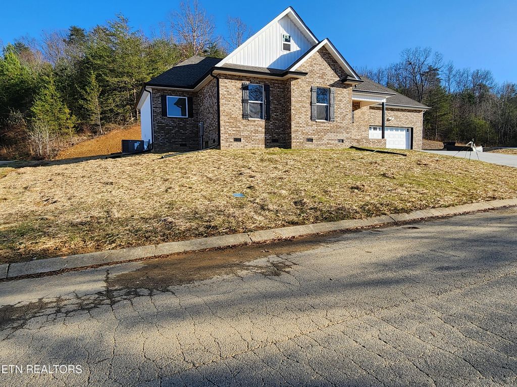 Photo of 194 W West Park Circle, Decatur, TN 37322 (MLS # 1323793)
