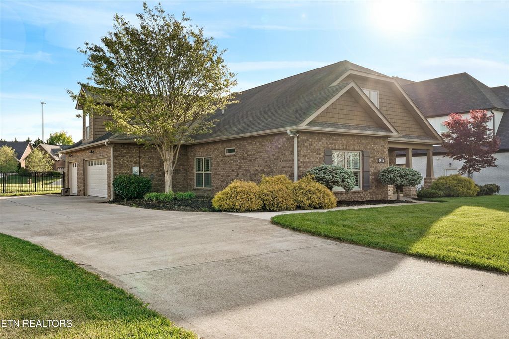 Photo of 1416 St. Thomas Way, Alcoa, TN 37701 (MLS # 1335742)