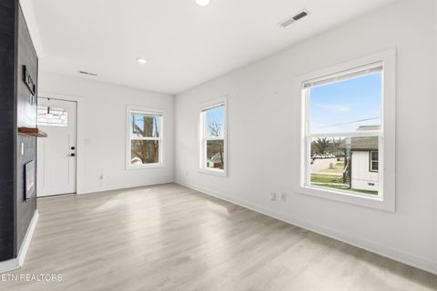 Tiny photo for 508 Church St, Loudon, TN 37774 (MLS # 1331340)