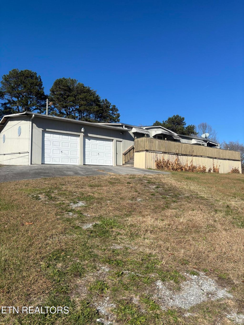Photo of 216 Walnut Circle, New Tazewell, TN 37825 (MLS # 1323097)