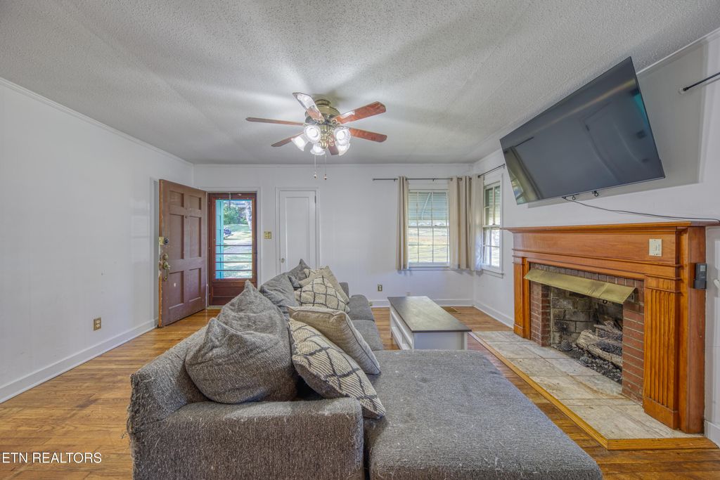 Photo of 4302 Raven Drive, Knoxville, TN 37918 (MLS # 1318189)