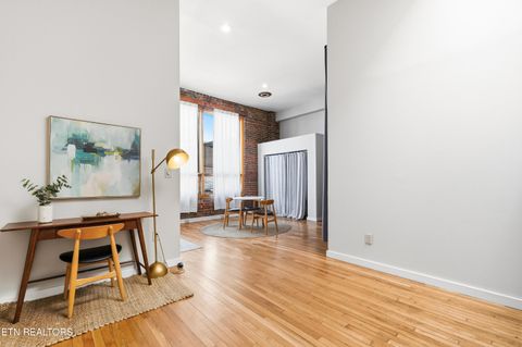 Tiny photo for 118 E Jackson Ave #1, Knoxville, TN 37915 (MLS # 1333302)