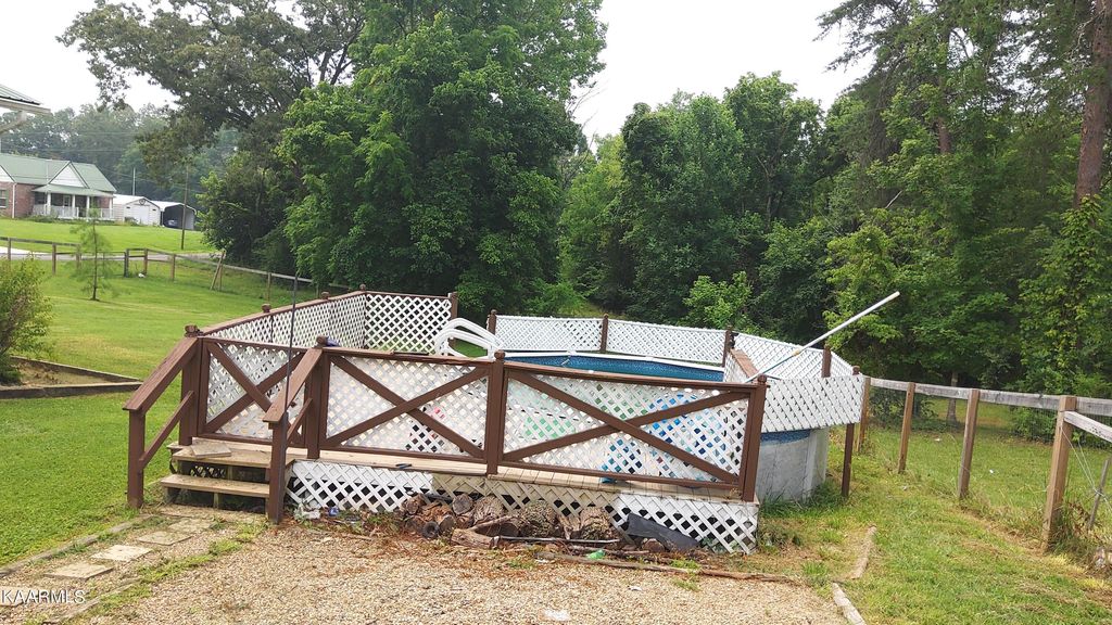 Photo of 303 Wilhite Lane, Strawberry Plains, TN 37871 (MLS # 1232026)
