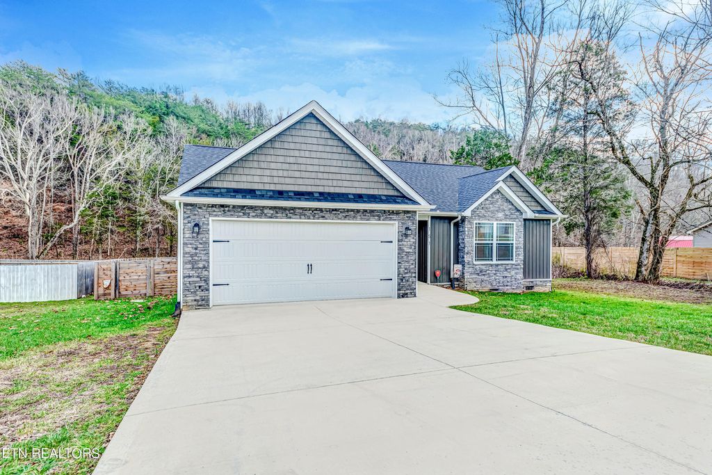 Photo of 151 Old Maynardville Hwy, Maynardville, TN 37807 (MLS # 1253852)