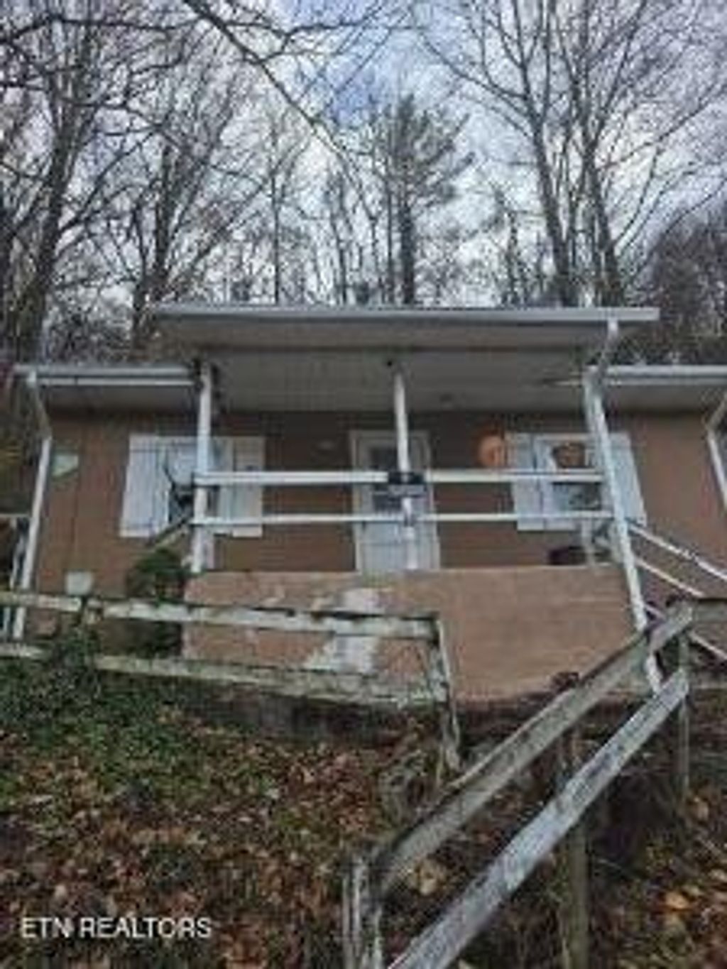 Photo of 517 Cherry St, LaFollette, TN 37766 (MLS # 1322896)