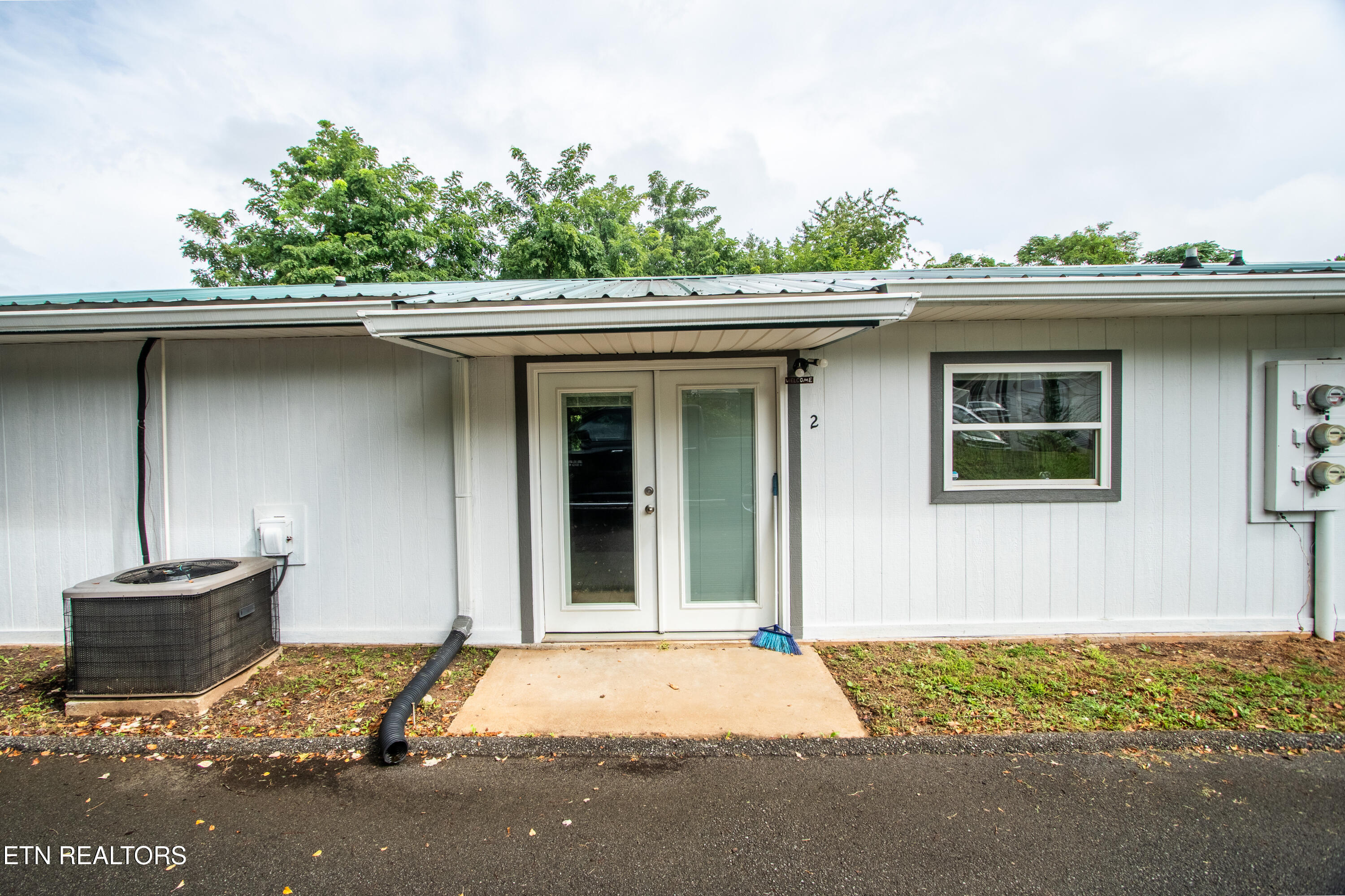 2841 Holiday Hills Rd