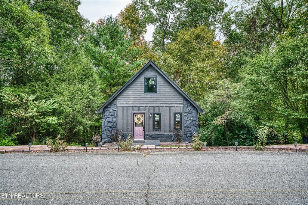 Photo of 37 River Lane, Crossville, TN 38555 (MLS # 1298743)