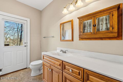 Tiny photo for 202 Shawnee Cove, Loudon, TN 37774 (MLS # 1324609)