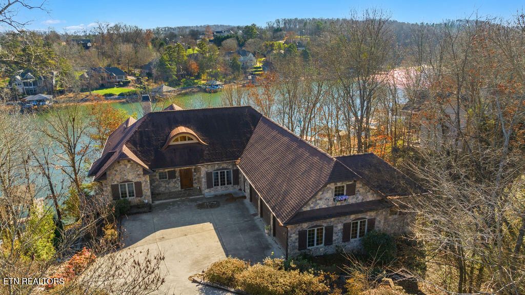 Photo of 202 Shawnee Cove, Loudon, TN 37774 (MLS # 1324609)