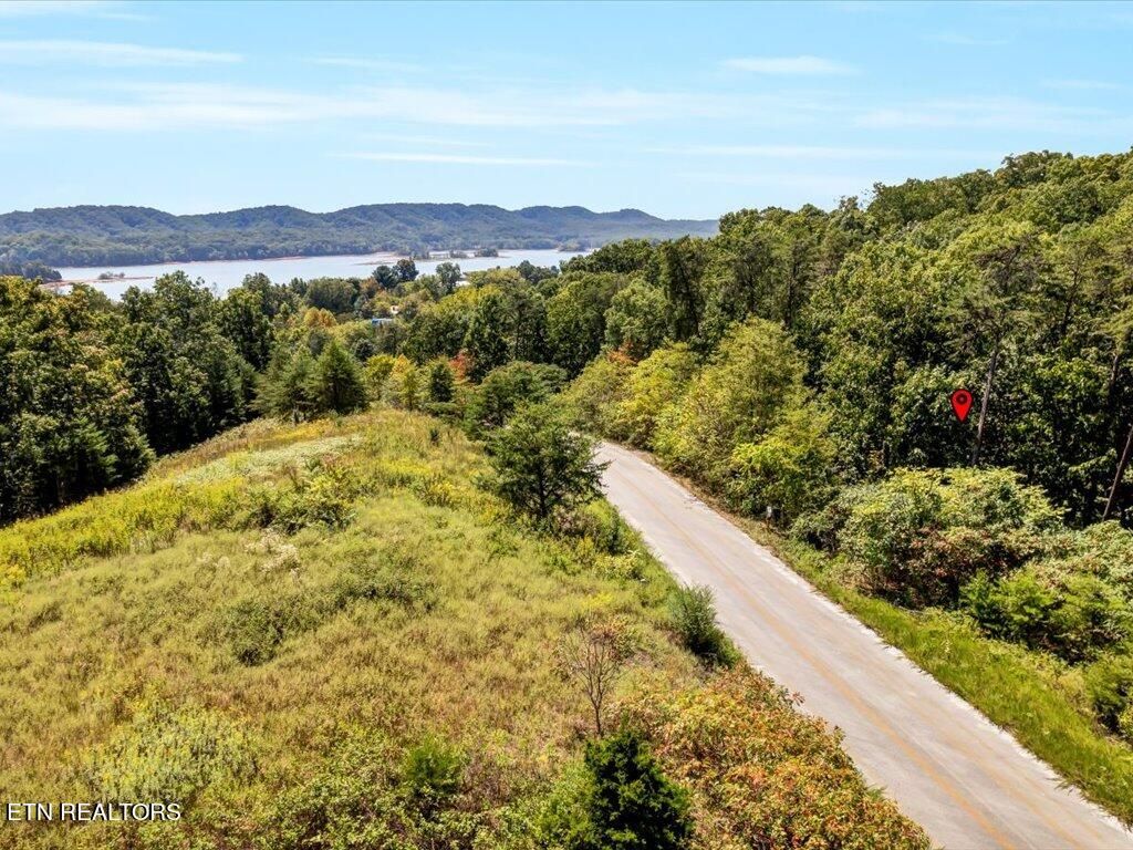 Photo of 475 Bayside Blvd, Bean Station, TN 37708 (MLS # 1276417)