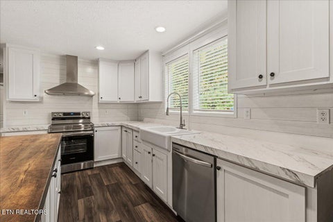 Tiny photo for 143 Greenbriar Rd, Sweetwater, TN 37874 (MLS # 1354988)