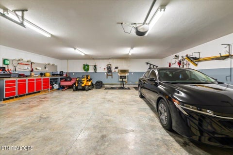 Tiny photo for 1143 Earnhart Ln, LaFollette, TN 37766 (MLS # 1355876)