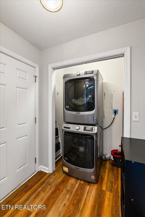 Tiny photo for 1143 Earnhart Ln, LaFollette, TN 37766 (MLS # 1355876)