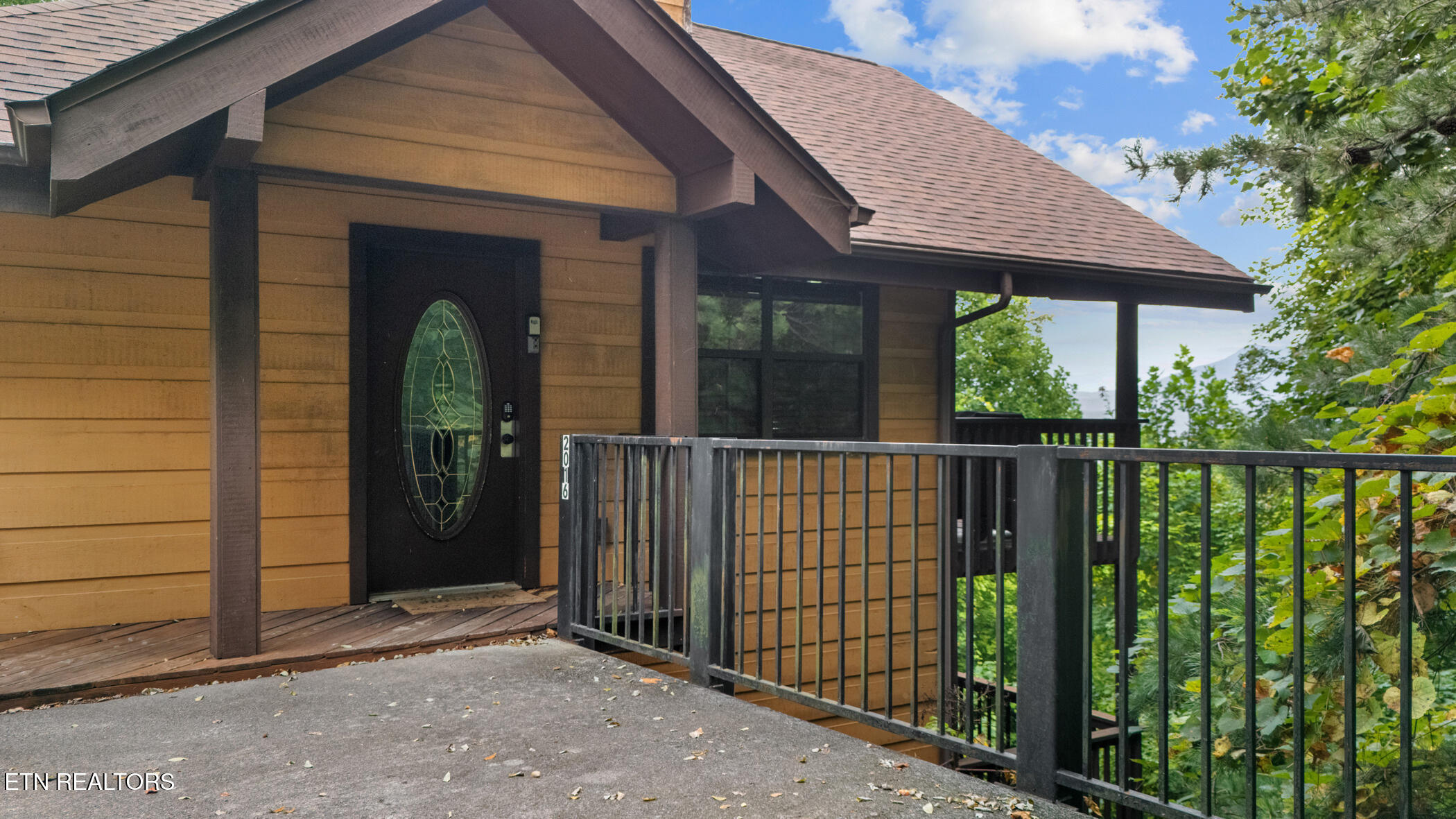 2016 Luzerne Drive