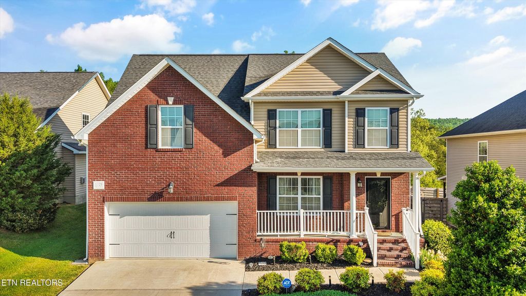 Photo of 1729 Point Wood Drive, Knoxville, TN 37920 (MLS # 1337457)
