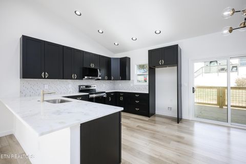 Tiny photo for 4638 Pleasant Ridge Rd, Knoxville, TN 37912 (MLS # 1325576)