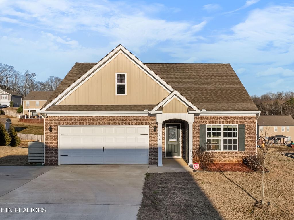 Photo of 3039 Sagegrass Drive, Louisville, TN 37777 (MLS # 1289088)