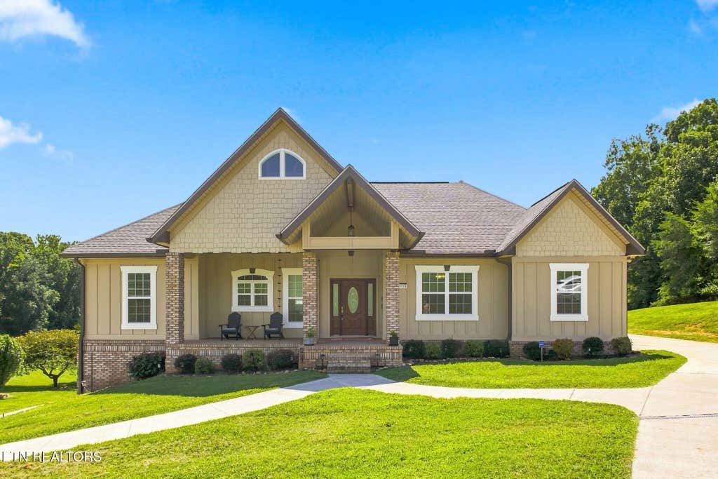 Photo of 4758 Driftwood Lane, Louisville, TN 37777 (MLS # 1351195)