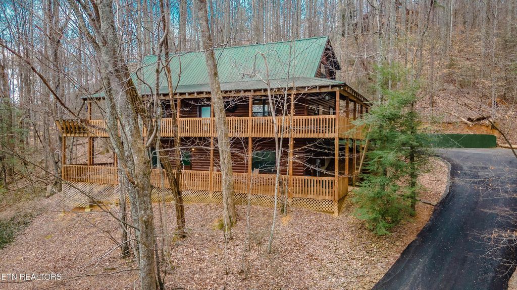 Photo of 3050 Headrick Drive, Sevierville, TN 37862 (MLS # 1331770)