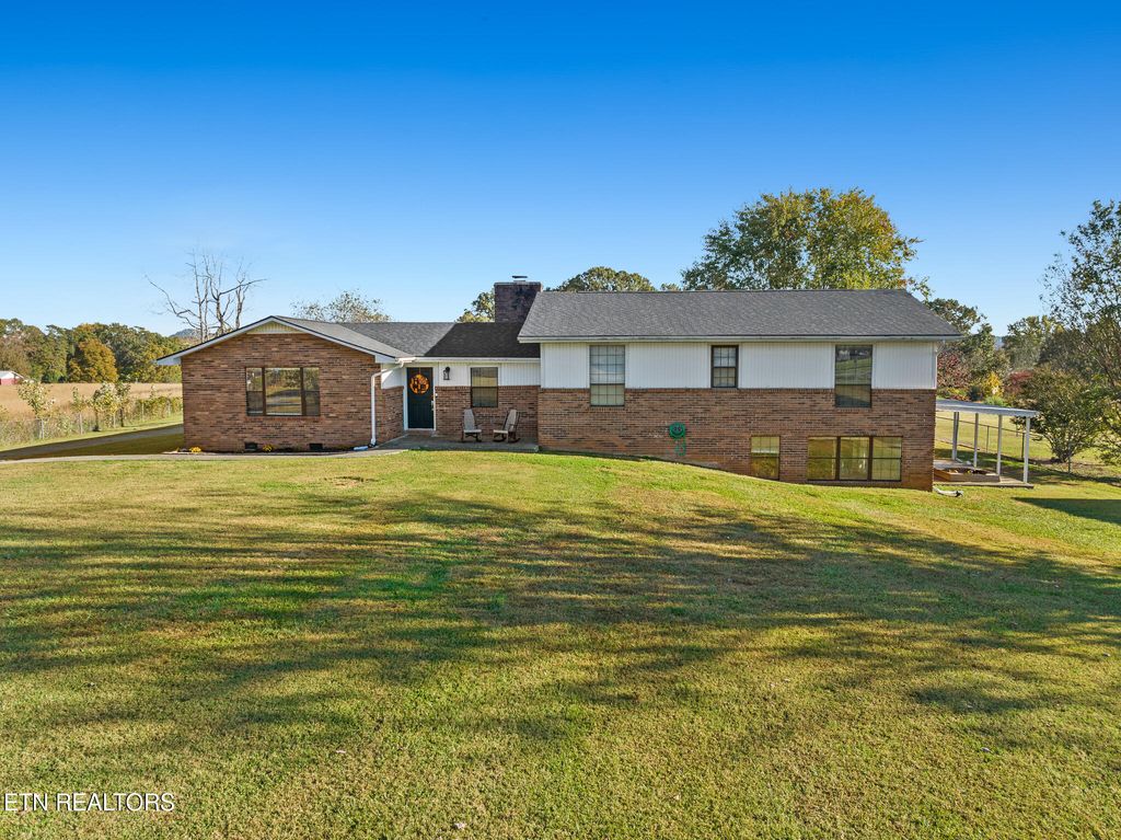 Photo of 5429 Lakeshore Drive, Bean Station, TN 37708 (MLS # 1280660)
