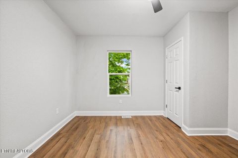 Tiny photo for 818 S Cumberland Ave Ave, LaFollette, TN 37766 (MLS # 1342174)