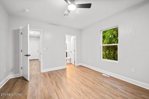 Tiny photo for 818 S Cumberland Ave Ave, LaFollette, TN 37766 (MLS # 1342174)