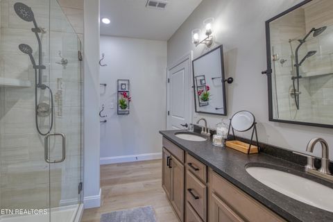 Tiny photo for 1394 Lakeside Drive, Jacksboro, TN 37757 (MLS # 1329508)