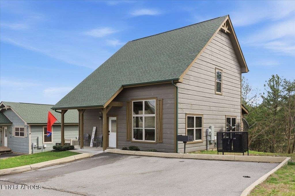 Photo of 850 Osprey Way, Pigeon Forge, TN 37863 (MLS # 1333966)