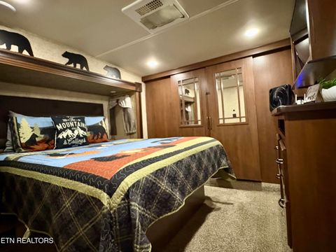 Tiny photo for 4229 East Pkwy, Gatlinburg, TN 37738 (MLS # 1322646)