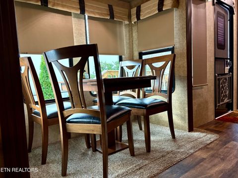 Tiny photo for 4229 East Pkwy, Gatlinburg, TN 37738 (MLS # 1322646)