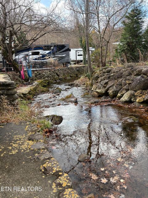 Tiny photo for 4229 East Pkwy, Gatlinburg, TN 37738 (MLS # 1322646)