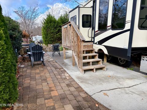 Tiny photo for 4229 East Pkwy, Gatlinburg, TN 37738 (MLS # 1322646)