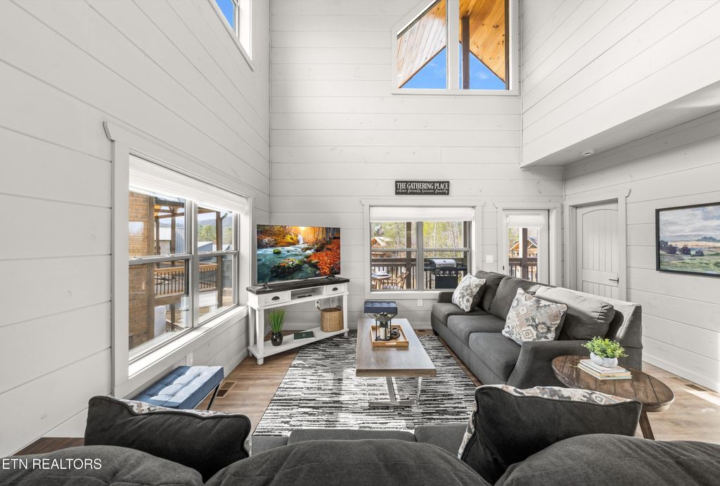 Photo of 2876 Sequoia Rd, Pigeon Forge, TN 37863 (MLS # 1336795)