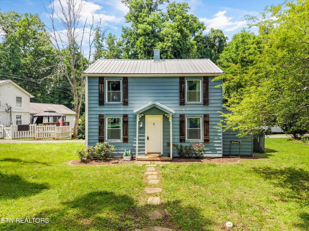 Photo of 224 Oak Rd, Norris, TN 37828 (MLS # 1346232)