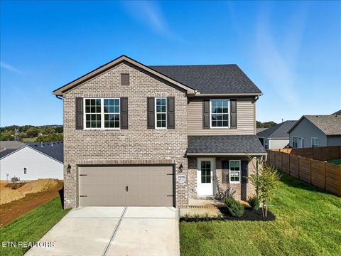3606 CRIMSON Circle Maryville TN 37801