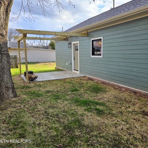 Tiny photo for 201 Cedar St, Loudon, TN 37774 (MLS # 1326941)