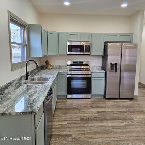 Tiny photo for 201 Cedar St, Loudon, TN 37774 (MLS # 1326941)