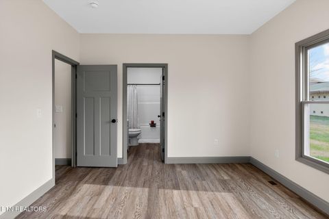 Tiny photo for 201 Cedar St, Loudon, TN 37774 (MLS # 1326941)