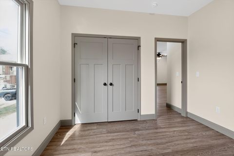 Tiny photo for 201 Cedar St, Loudon, TN 37774 (MLS # 1326941)