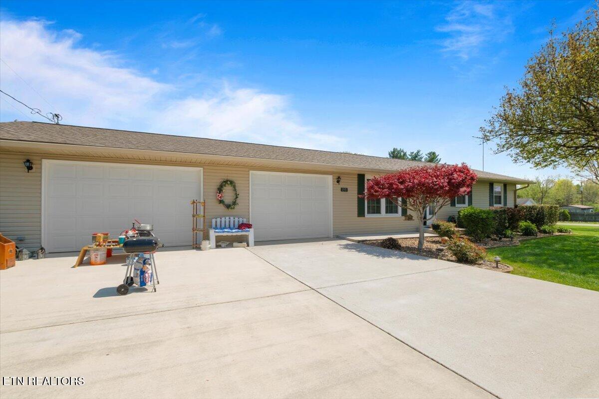 155 Valley View Rd