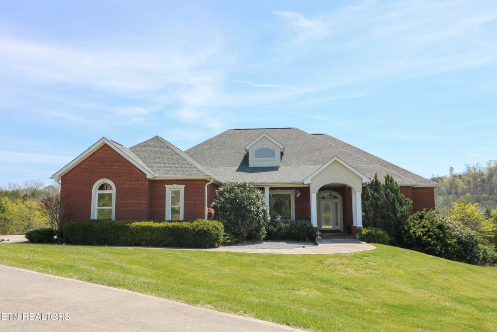 Photo of 123 Double Tee Court, Tazewell, TN 37879 (MLS # 1335256)