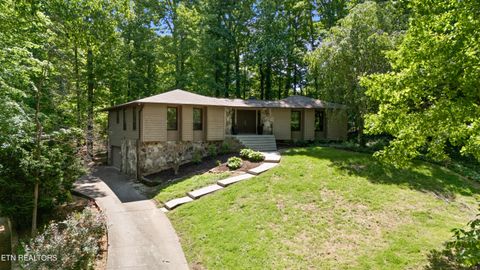 Photo of 302 Saint Andrews Drive, Knoxville, TN 37934 (MLS # 1339484)